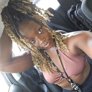 Meet your Posher, Destiny